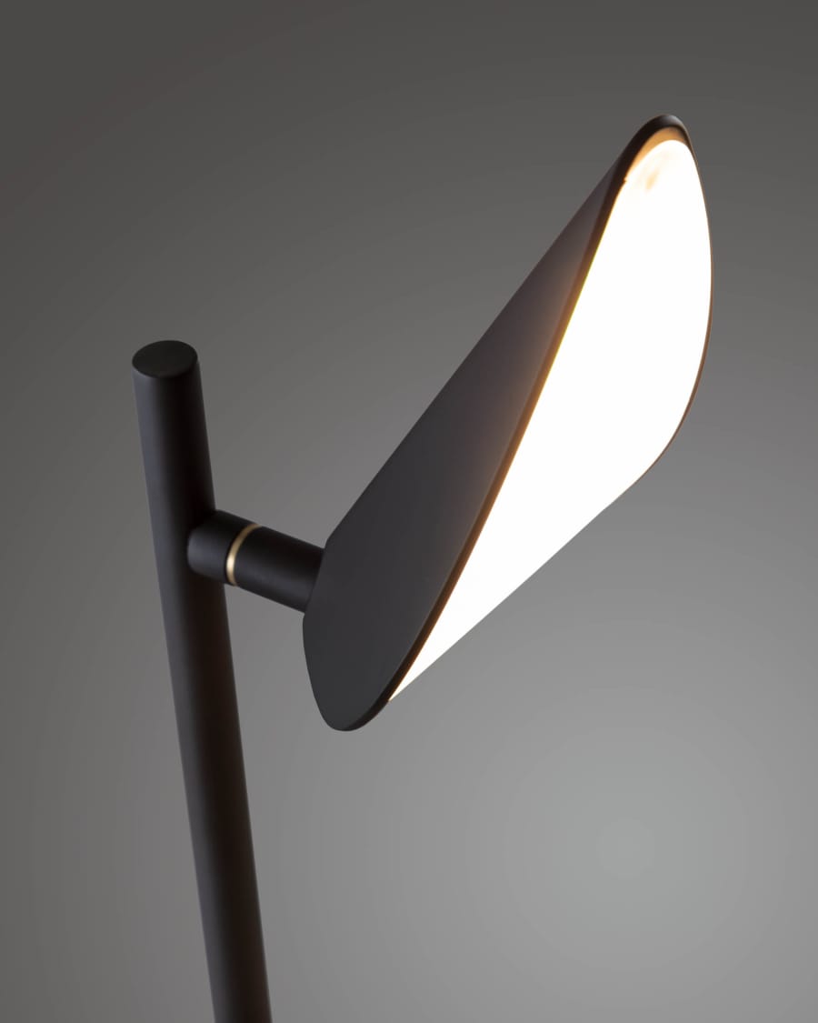 Veleira steel table lamp