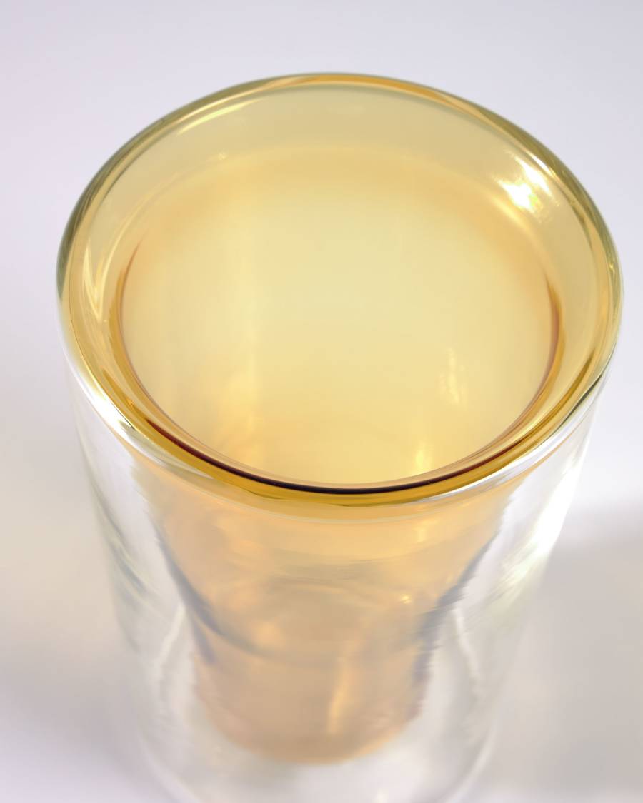 Aryas transparent and yellow glass