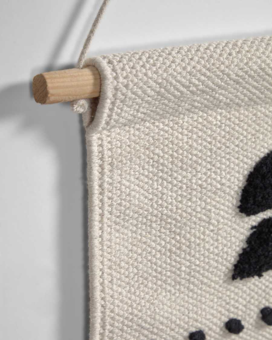 Nana wall tapestry 30 x 40 cm