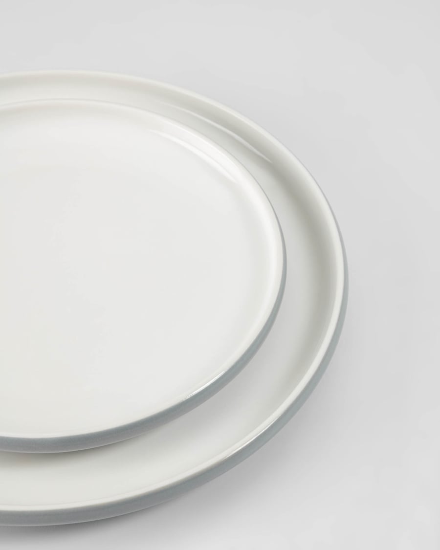 Assiette à dessert Sadashi en porcelaine blanc et gris