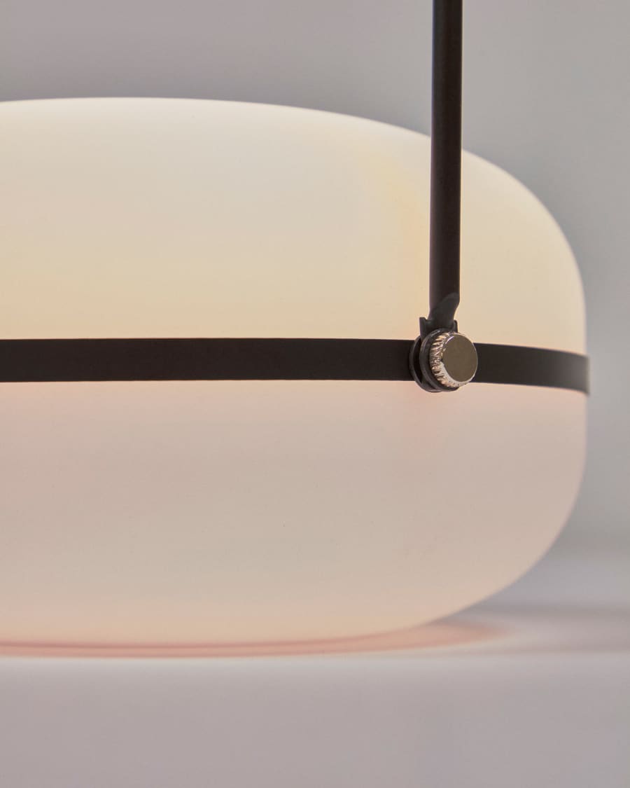 Lampe de table Tea en polyéthylène et métal avec finition noire