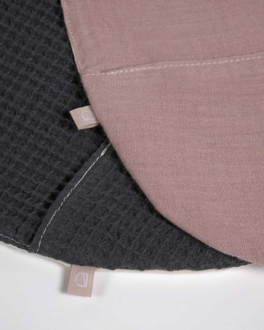 Set of two 100% organic cotton (GOTS) Marinet bibs in pink and blue