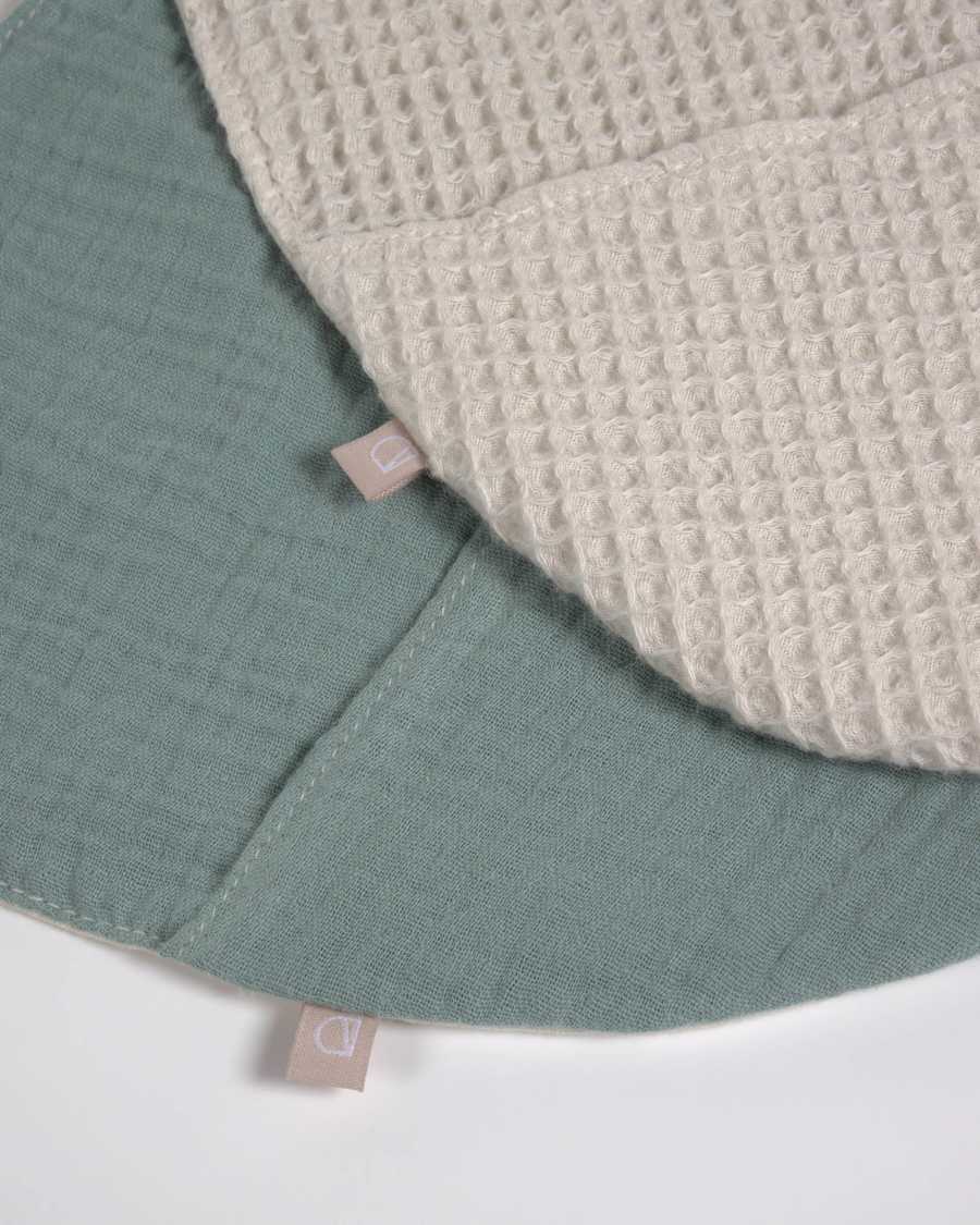 Set of two 100% organic cotton (GOTS) Lupe bibs in beige and turquoise