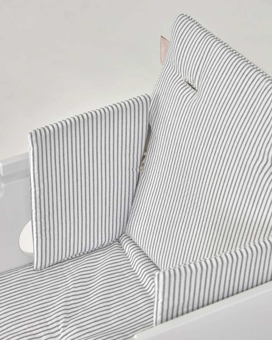 100% organic cotton (GOTS) Nuun highchair cushion in blue stripes