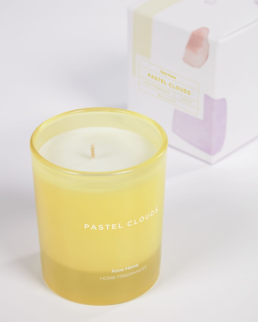 Pastel Clouds scented candle 180 g