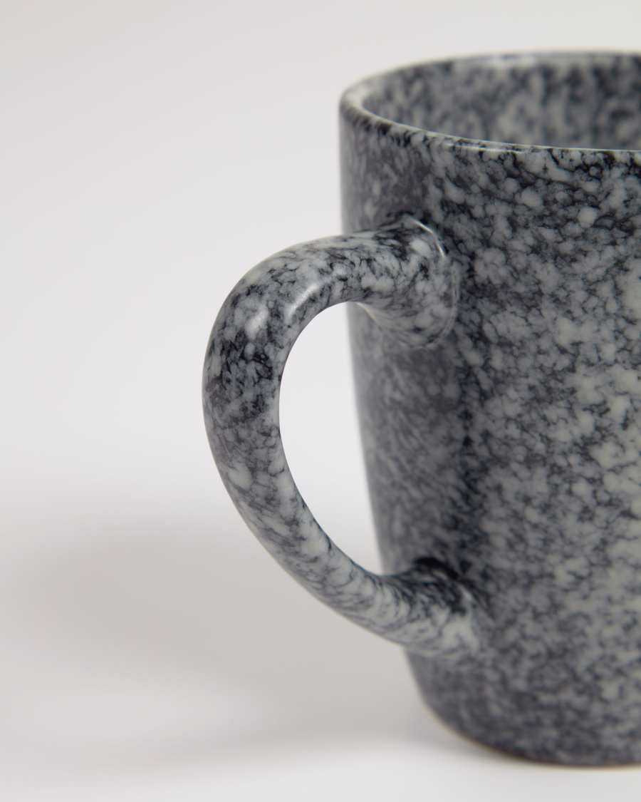 Airena Tasse aus Keramik in schwarz