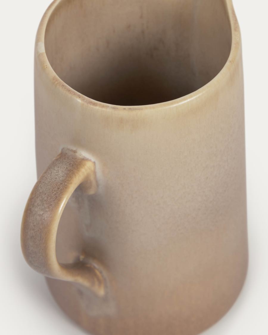 Vreni ceramic milk jug in beige