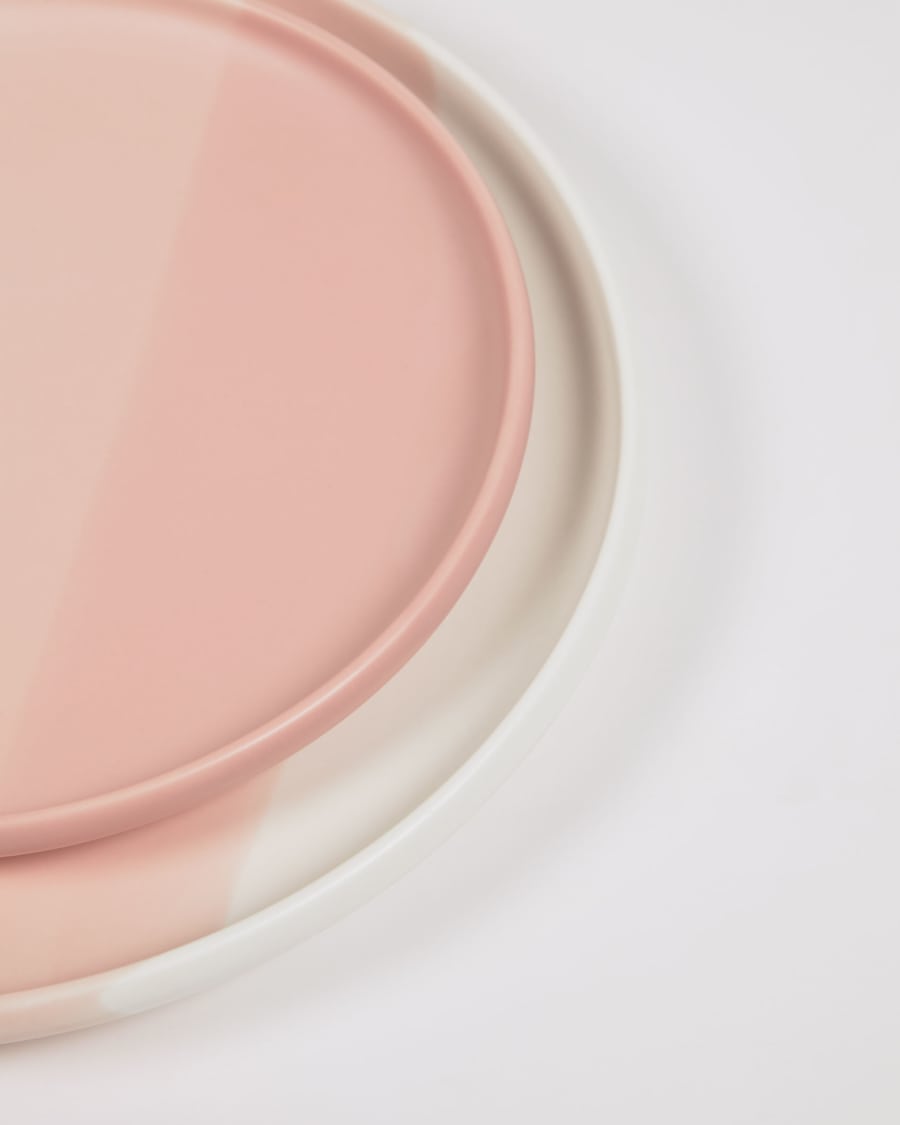 Sayuri porcelain dessert plate in pink and white