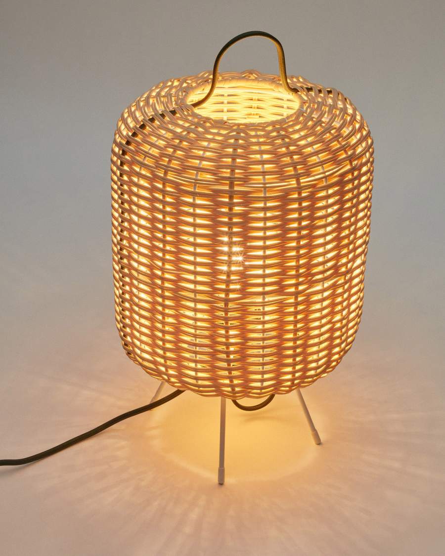 Lampada da tavolo Lumisa piccola in rattan finitura naturale e corda verde