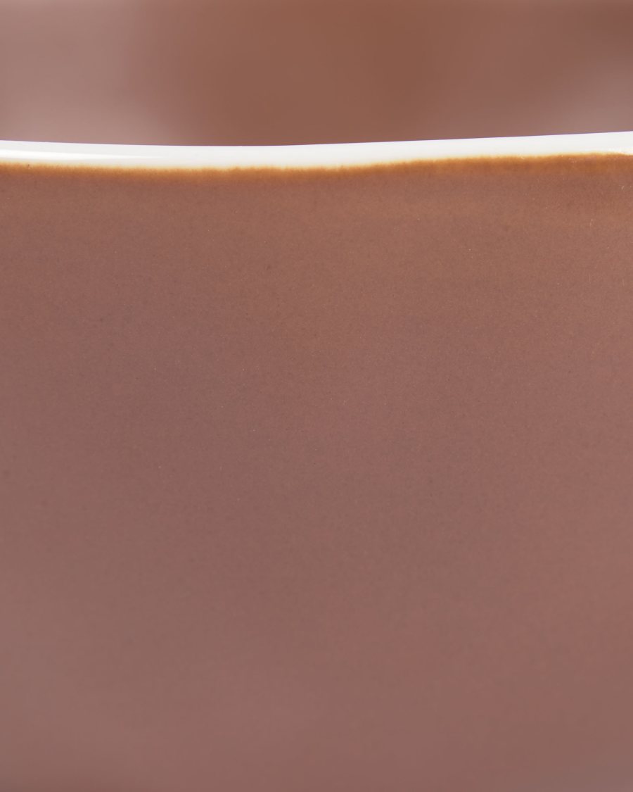 Rin bowl in brown ceramic