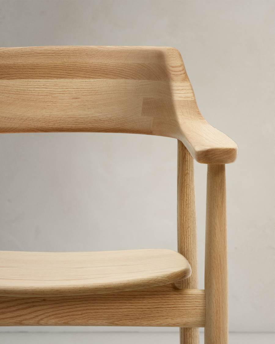 Fondes chair in solid oak wood with natural finish FSC Mix Credit