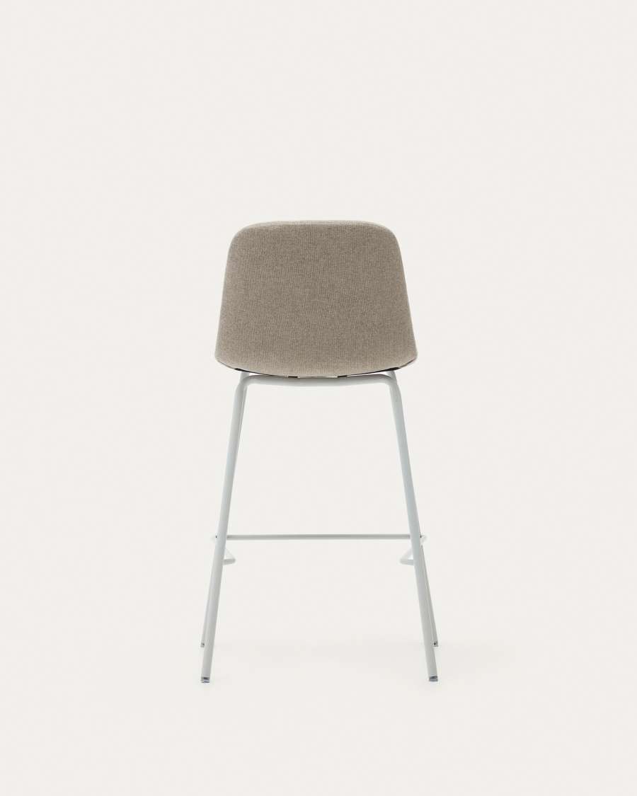 Zunilda Hocker aus beigefarbenem Chenille und Stahl mit mattweißem Finish Höhe 65cm FSC 100%