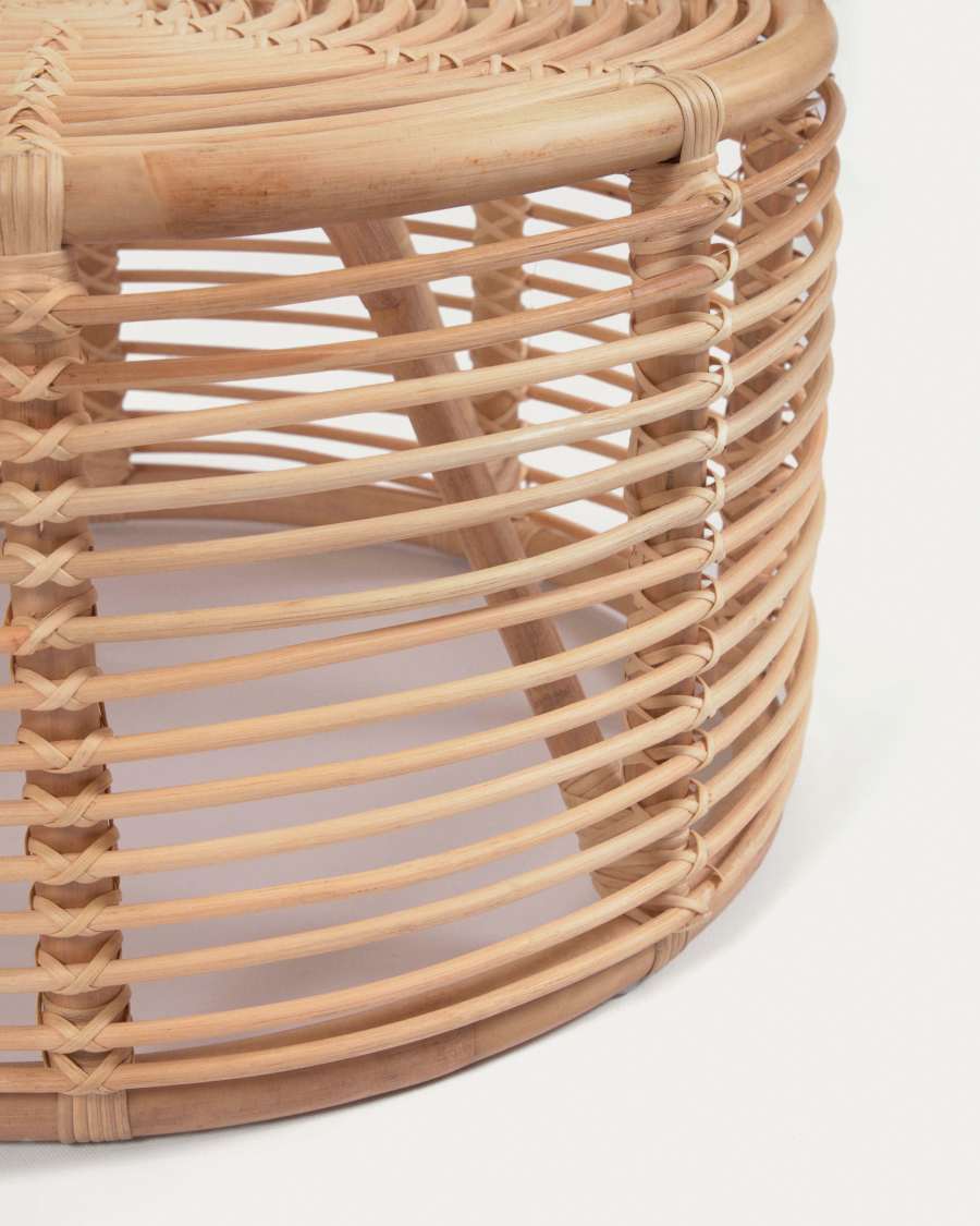 Round Kohana coffee table in rattan with natural finish Ø 66 cm