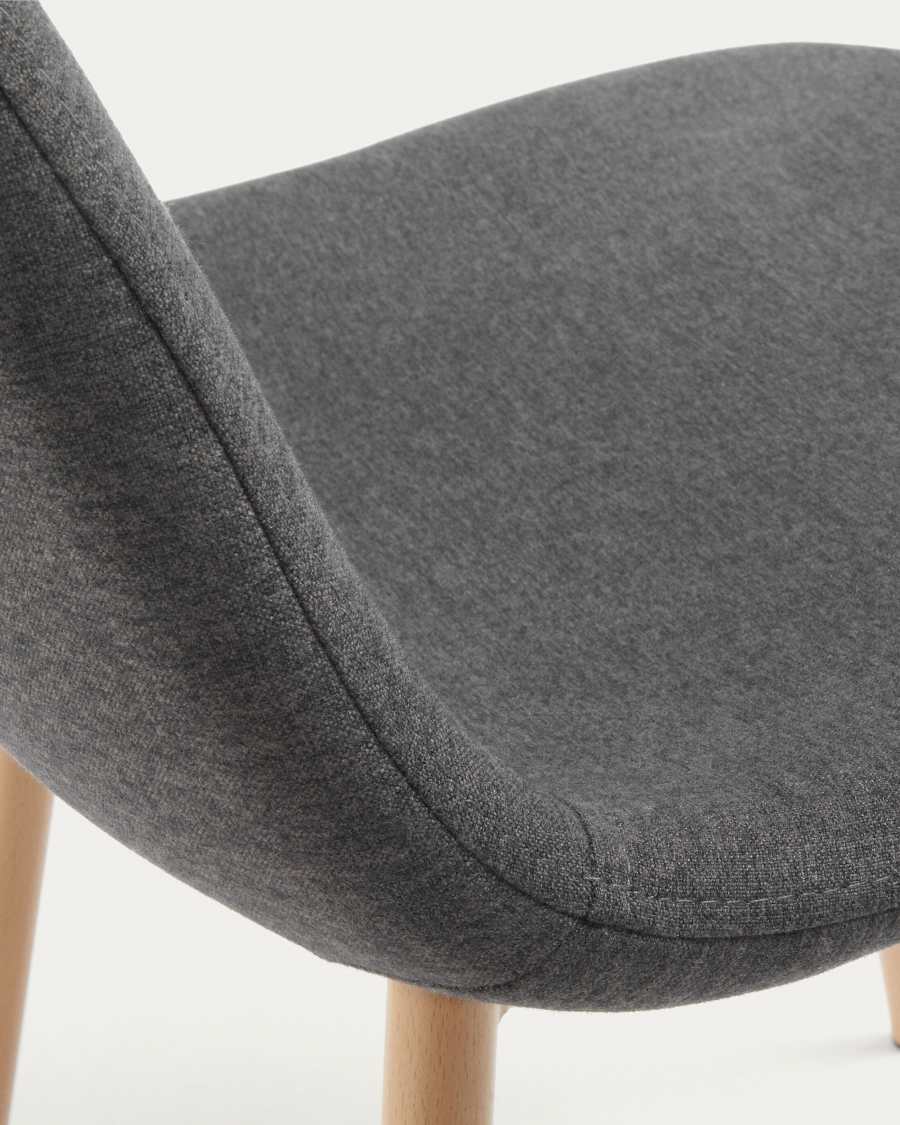 Chaise Yaren gris foncé et pieds en acier effet bois