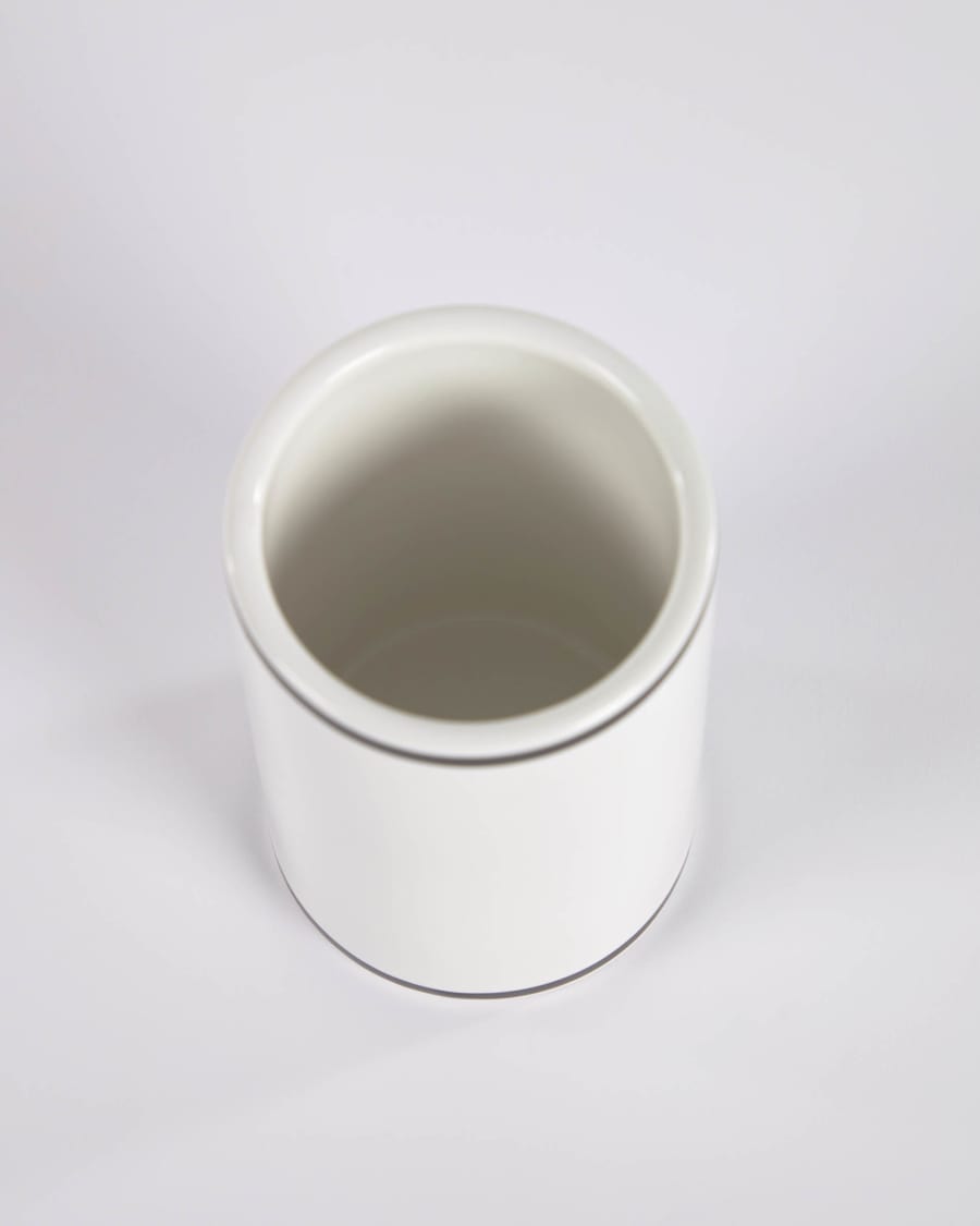Arminda white ceramic toothbrush holder with black detail