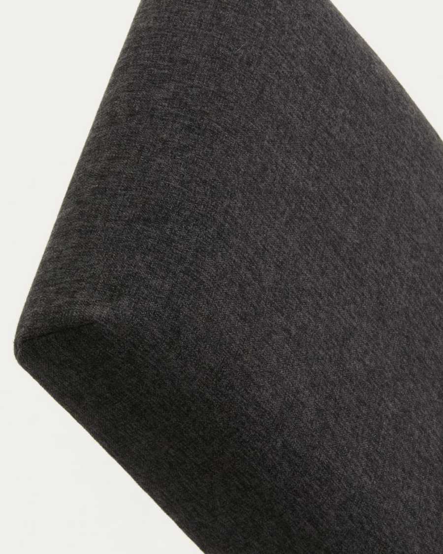 Sedia Freda grigio scuro con gambe in faggio massiccio finitura nera