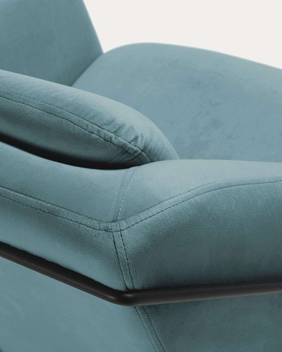 Brida velvet armchair in turquoise with steel structure in black finish.