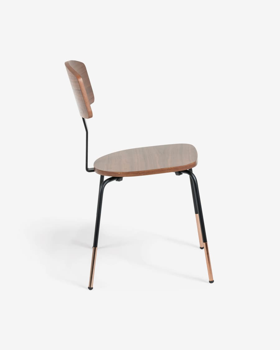 Sedia Oyaka impiallacciata noce e acciaio finitura nera e dettaglio rame