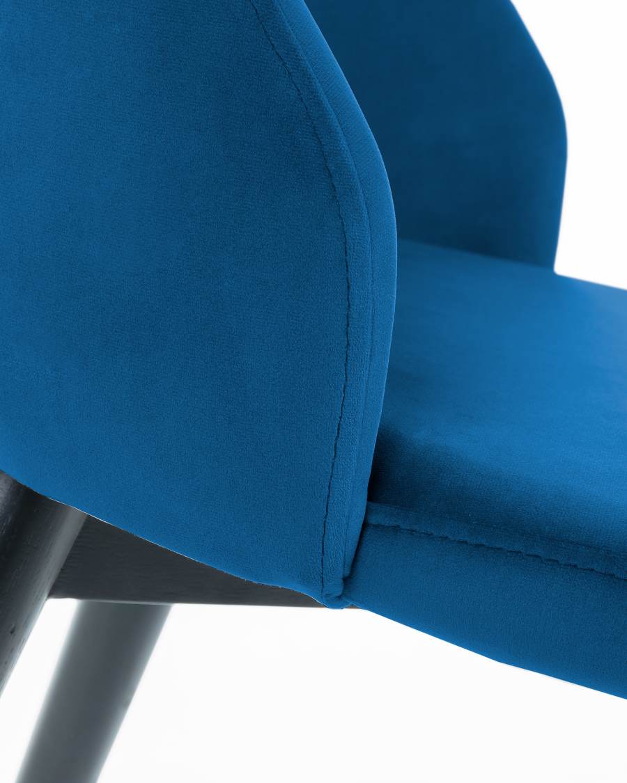 Rosie Stuhl, blauer Samt