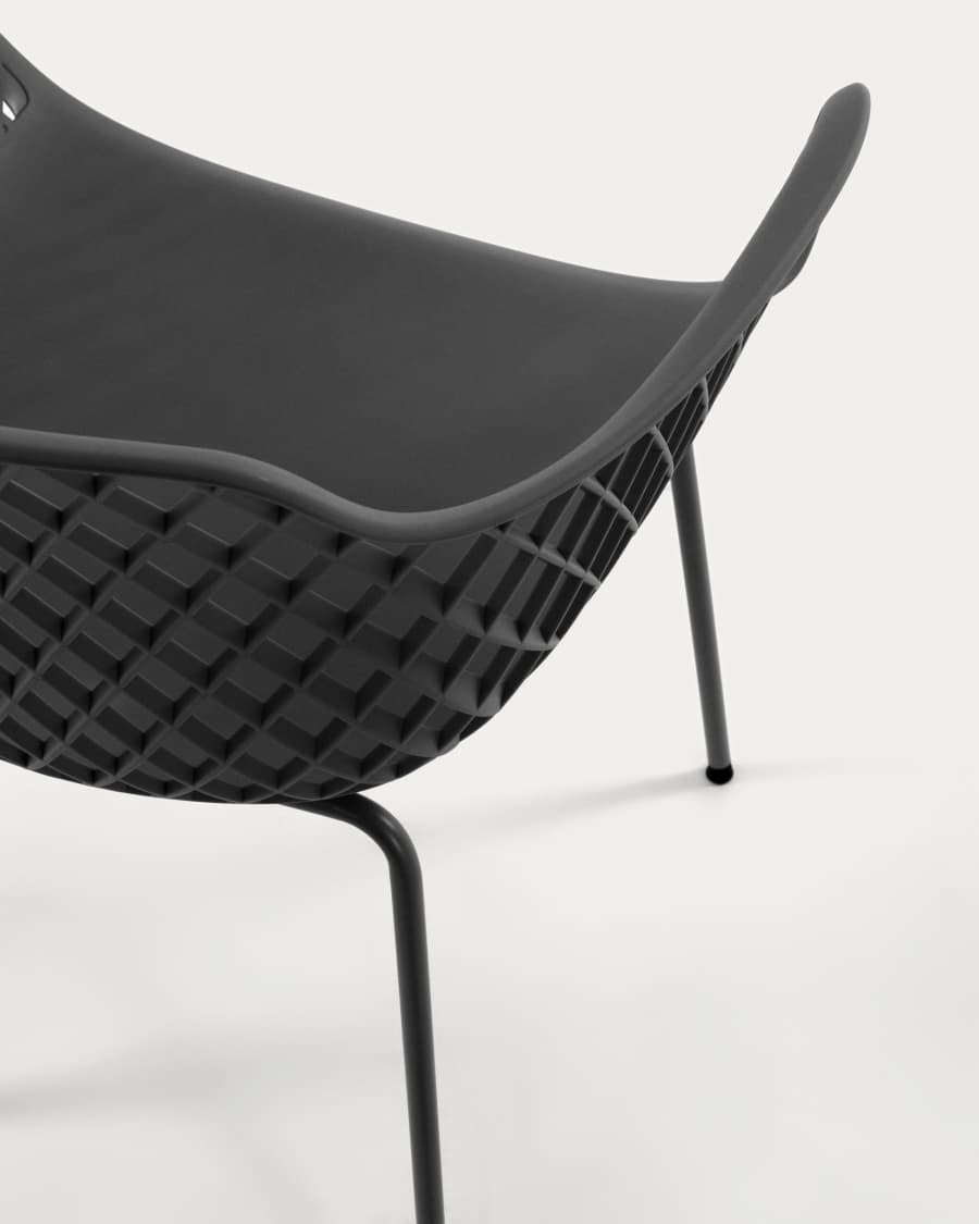 Quinn outdoor chair in grey