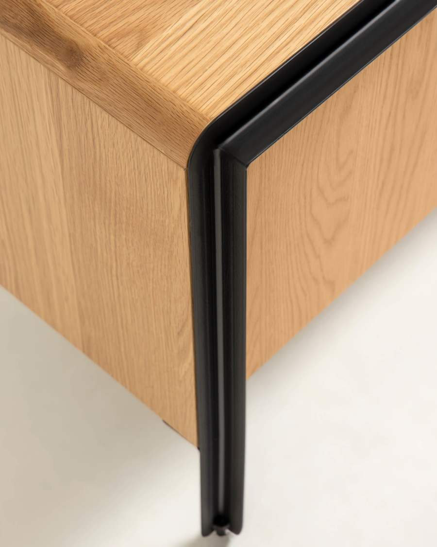 Έπιπλο τηλεόρασης Nadyria, 3 πόρτες σε δρύινο καπλαμά και ατσάλι σε μαύρο βαμμένο φινίρισμα, 180x50εκ