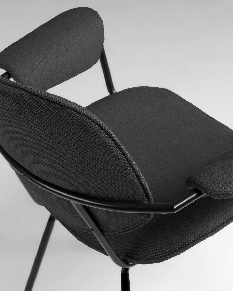 Naiquen chair in dark grey and steel black finish