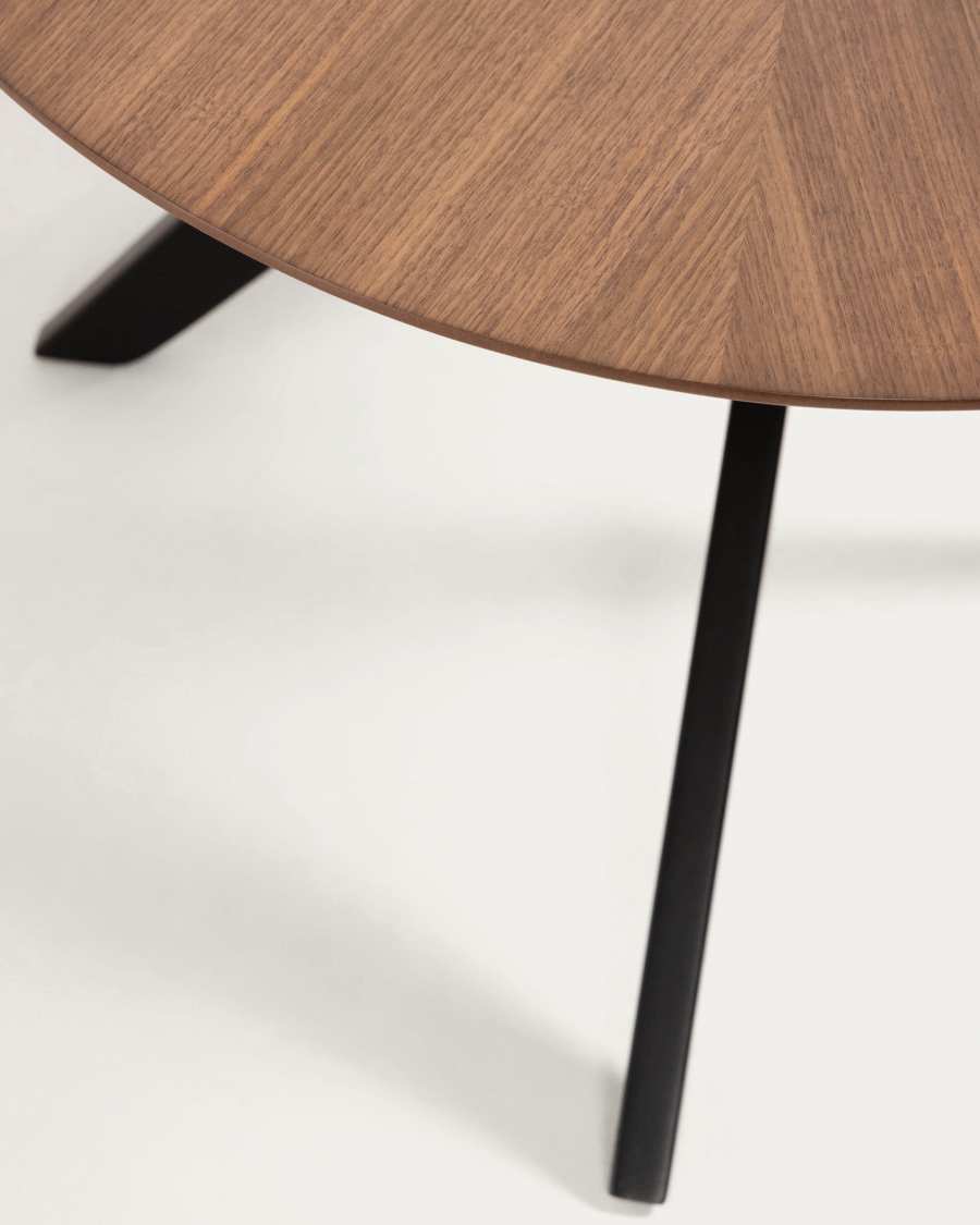 Naanim table with walnut veneer and legs in a black finish, 180 x 110 cm.