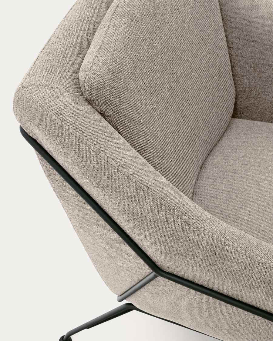 Brida armchair in beige and steel legs with black finish