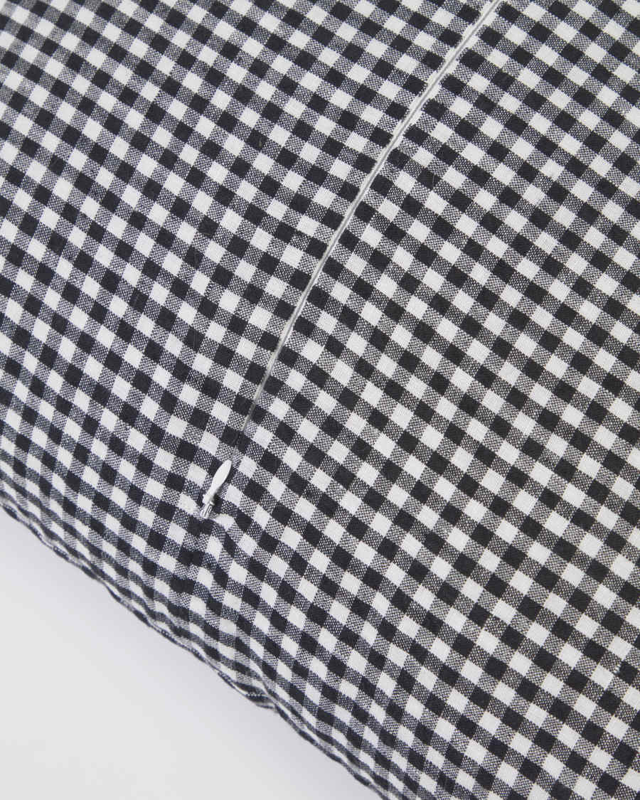 Housse de coussin Hilaria 100% lin carreaux vichy noir et blanc 45 x 45cm