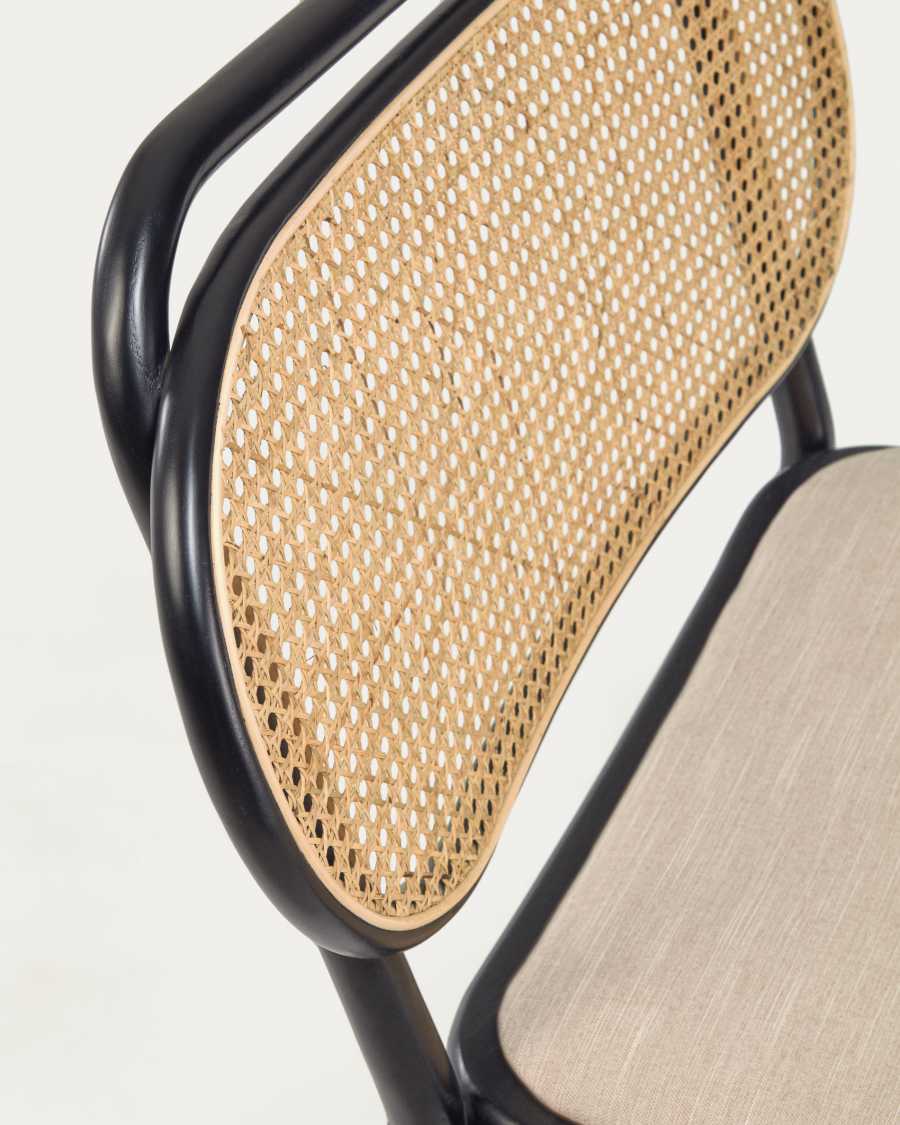 Fauteuil Doriane bois d'orme finition laquée noir siège avec revêtement