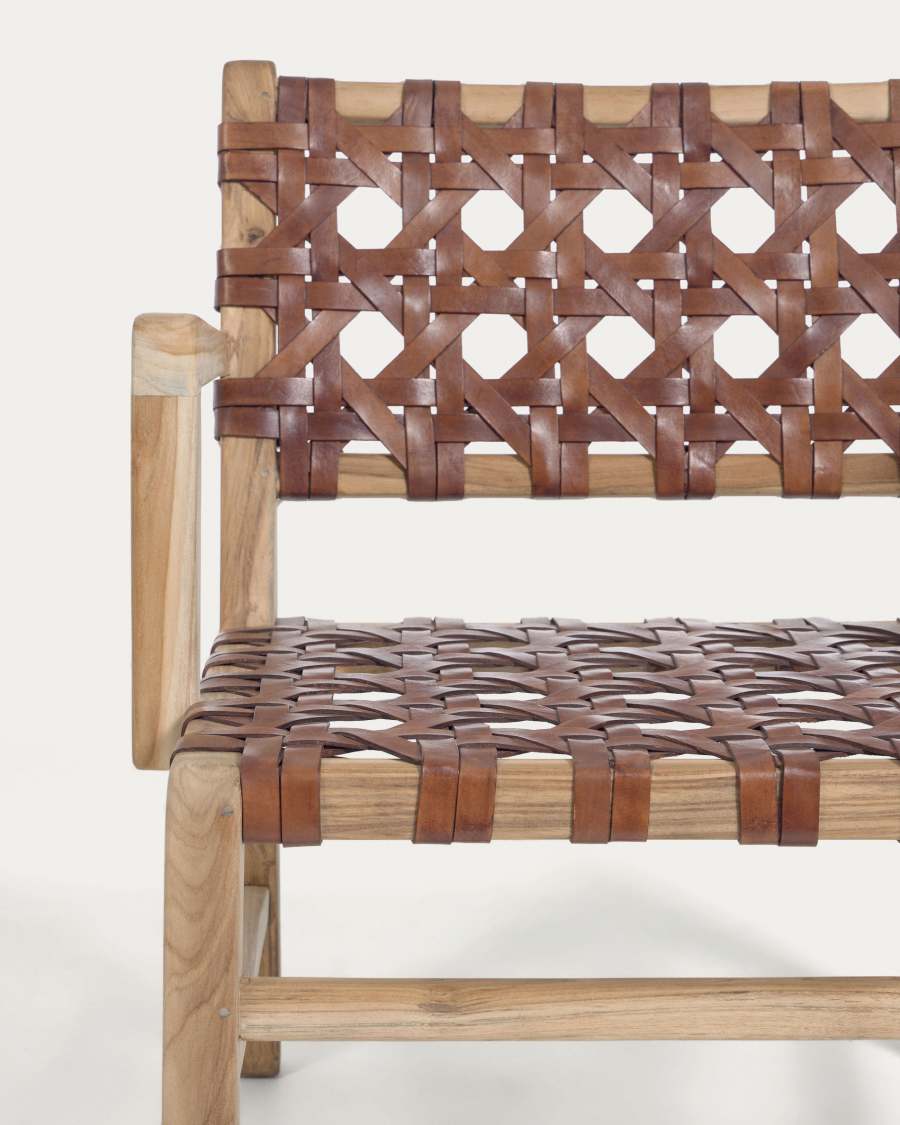 Nuru armchair in solid teak wood and leather