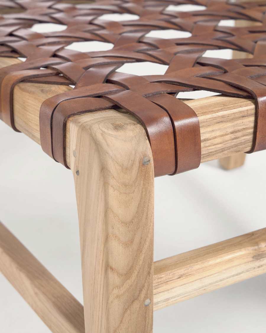 Nuru armchair in solid teak wood and leather