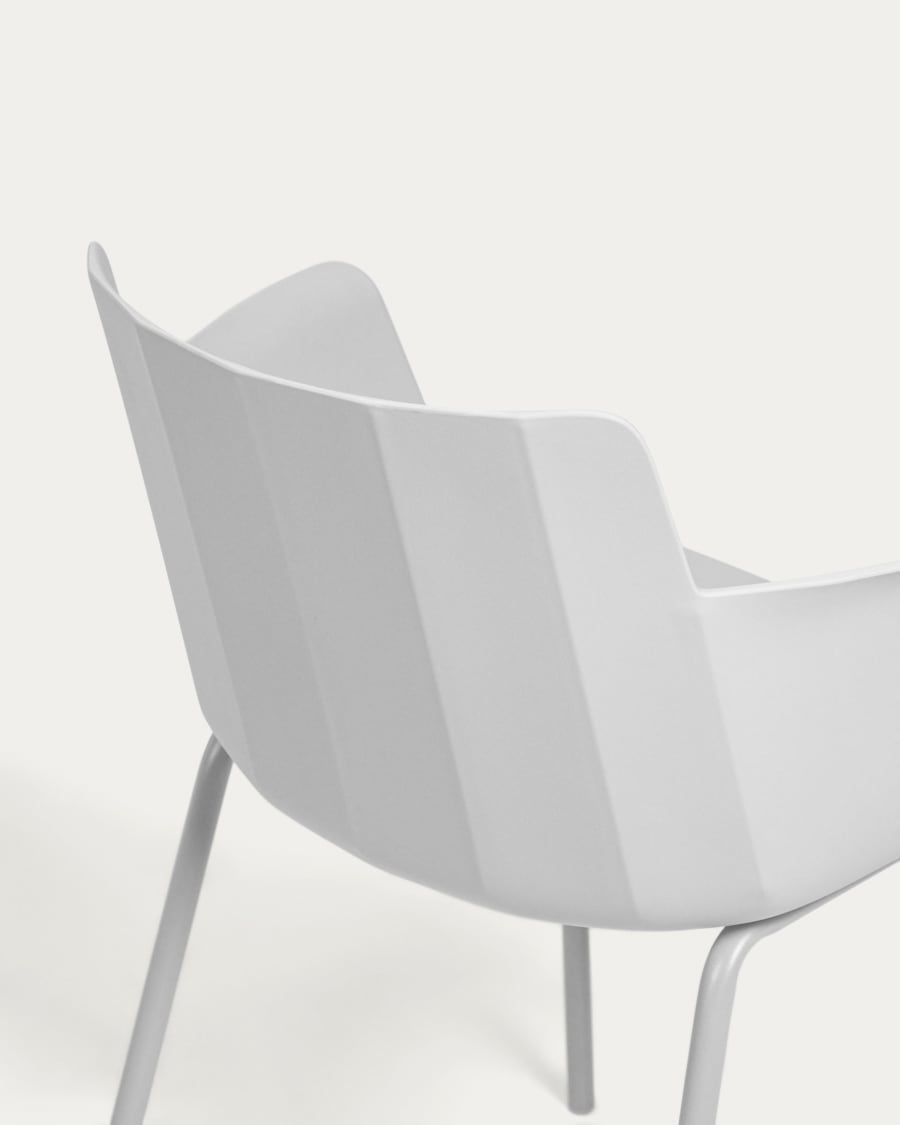 Hannia grey chair with armrests with grey steel legs