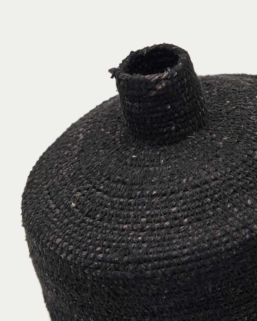 Salinas vase made of natural fibres with a natural finish 20 cm