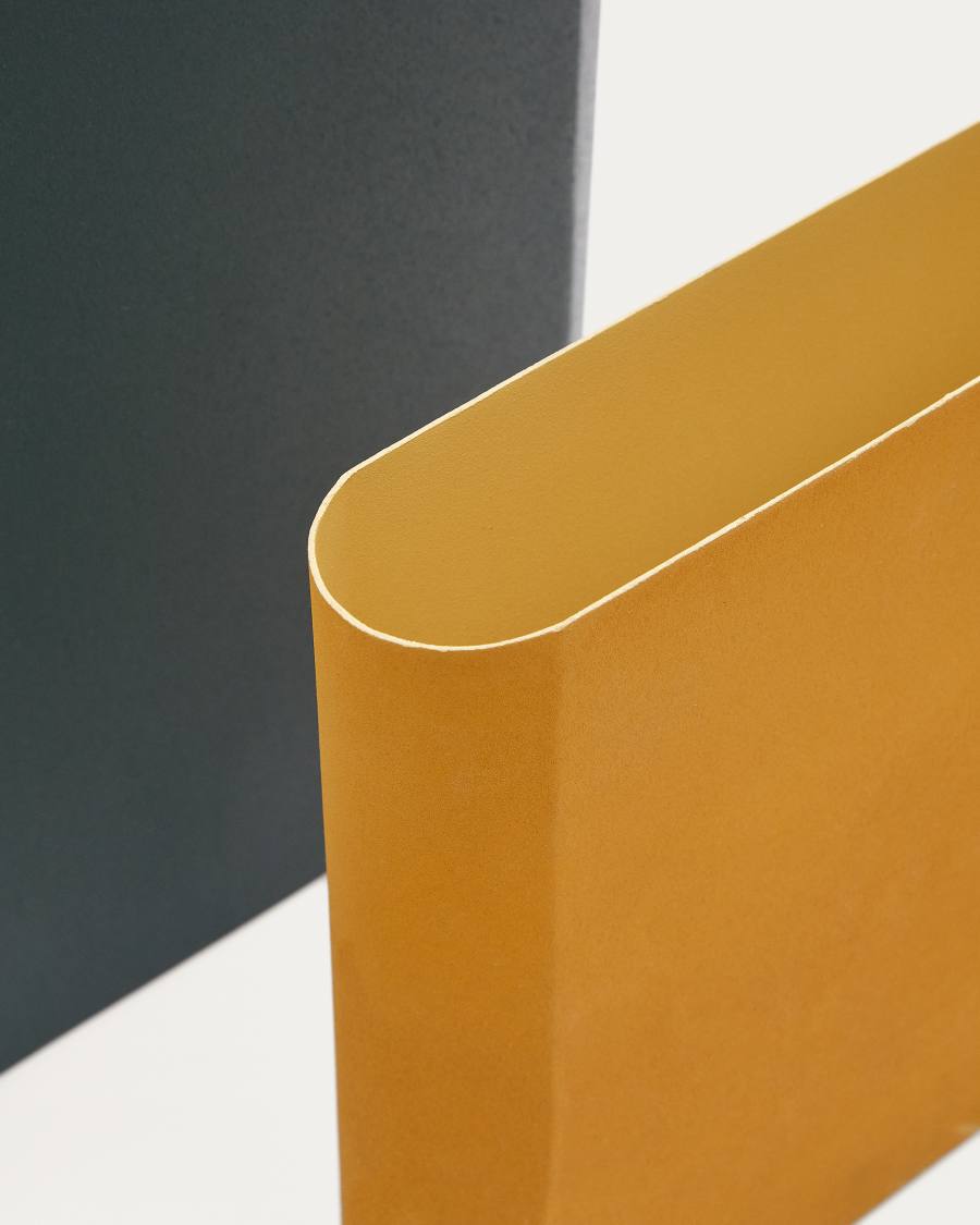 Petra set of 2 mustard and green metal vases 25,5 cm / 35 cm