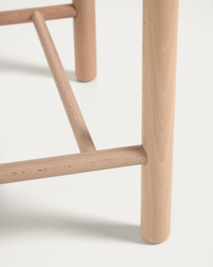 Adara Stubenwagen in Bouclé in Weiß mit massivem Buchenholz 69 x 46 cm