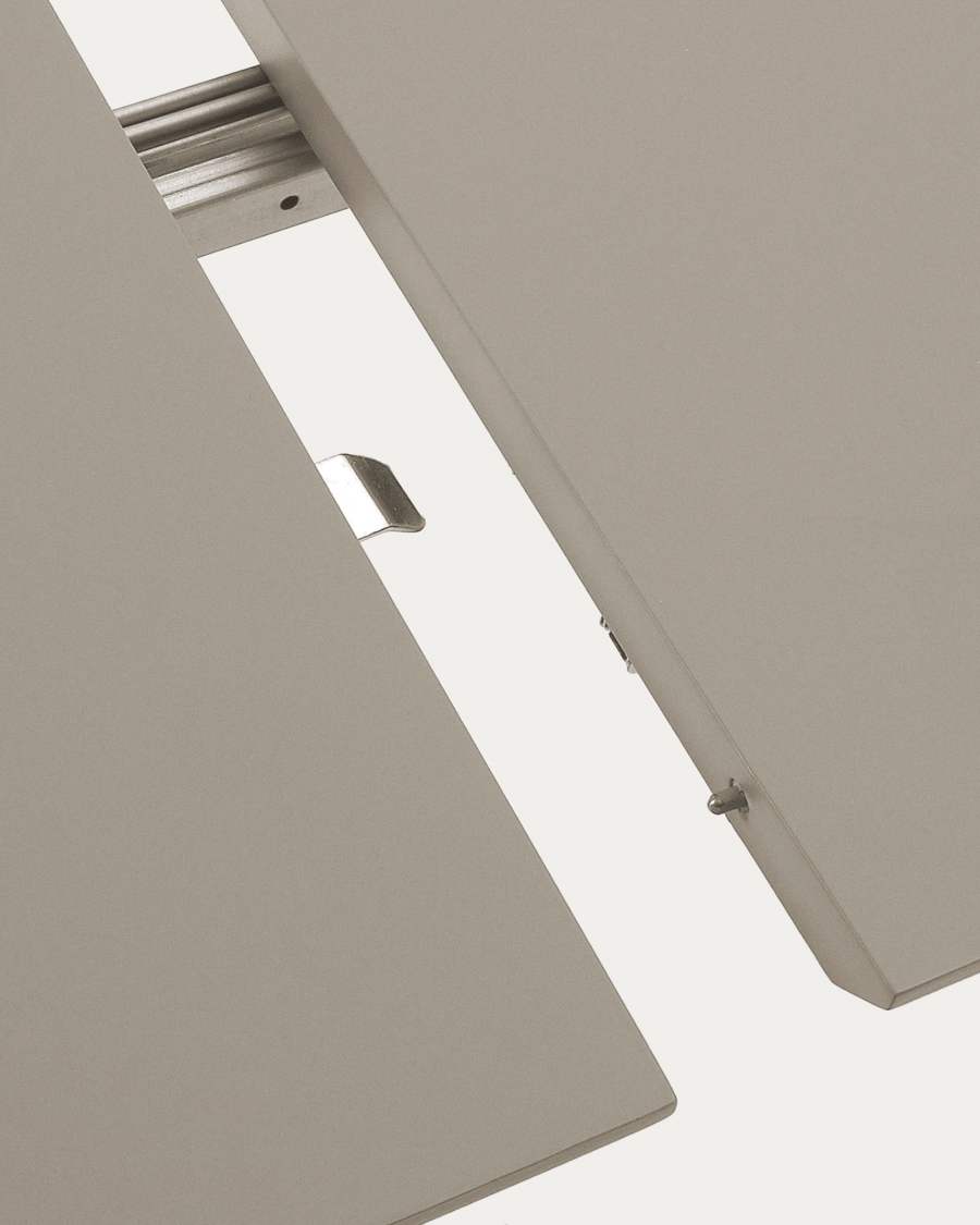 Oqui oval extendable MDF table with brown lacquer and solid beech legs 160 (260) x 100 cm