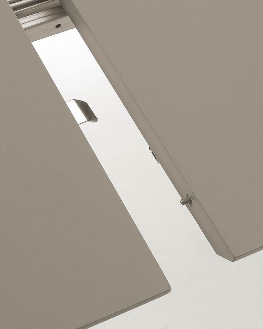 Oqui oval extendable MDF table with brown lacquer and solid beech legs 160 (260) x 100 cm