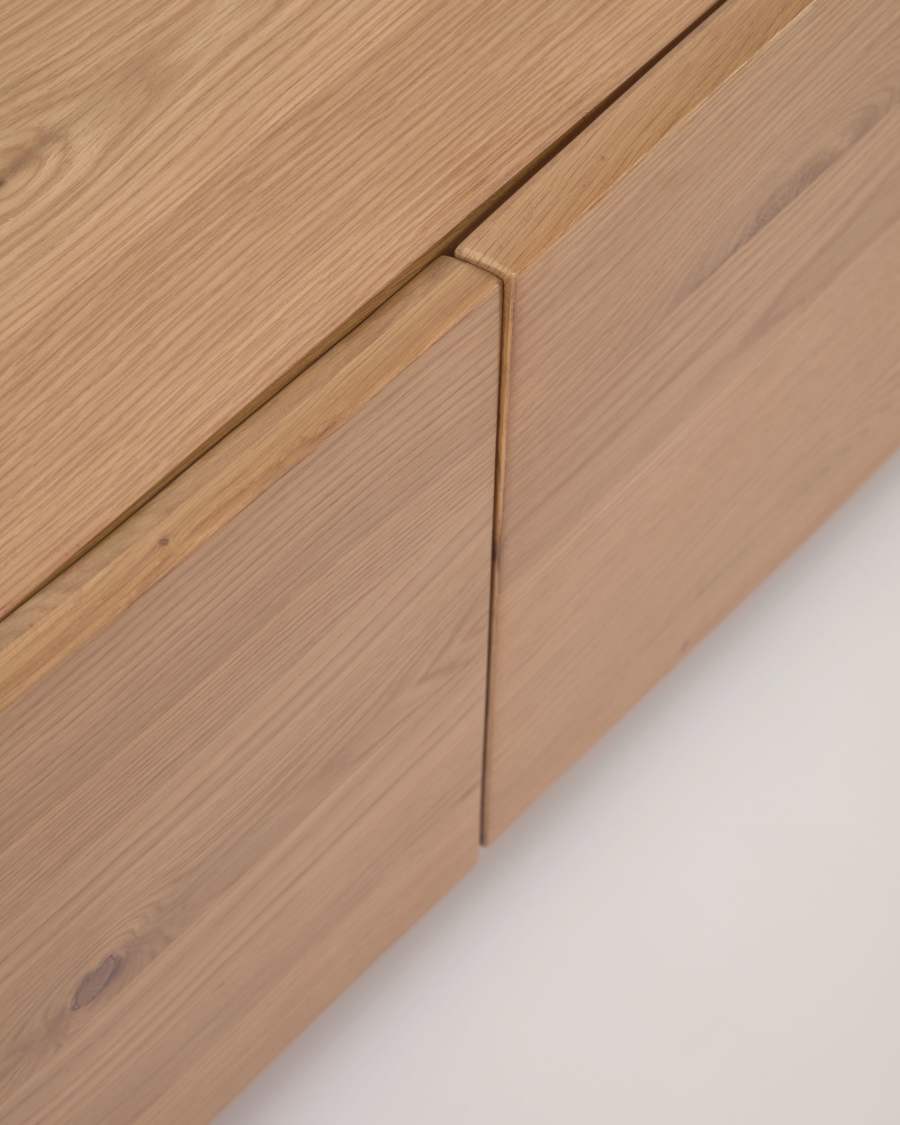 Rasha 4-door TV stand in oak veneer with natural finish 200 x 49 cm.