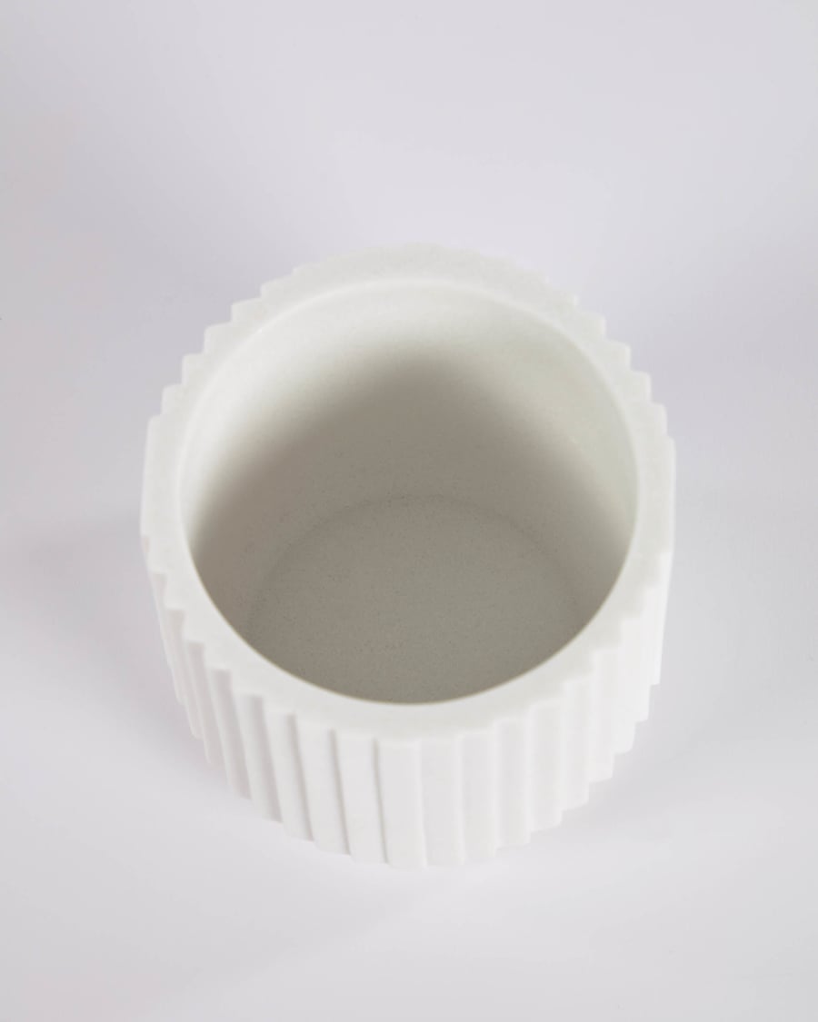 Ateneas white polyresin jar