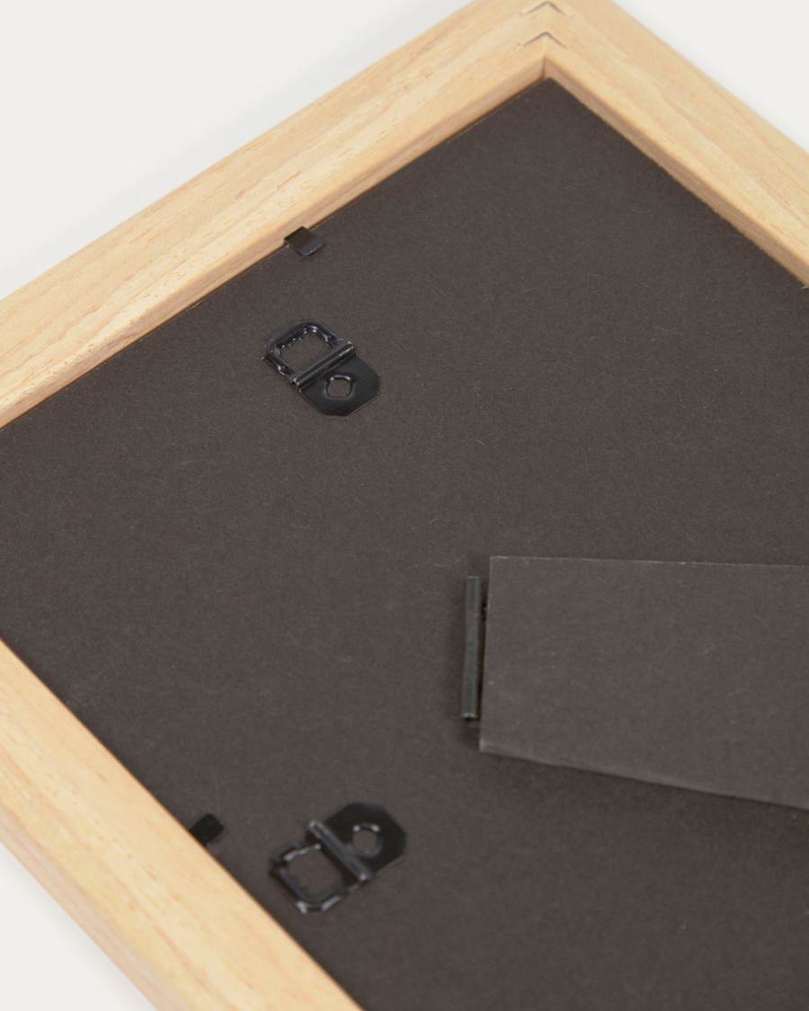 Medium Nazira photo frame in wood with natural finish 27 x 21 cm