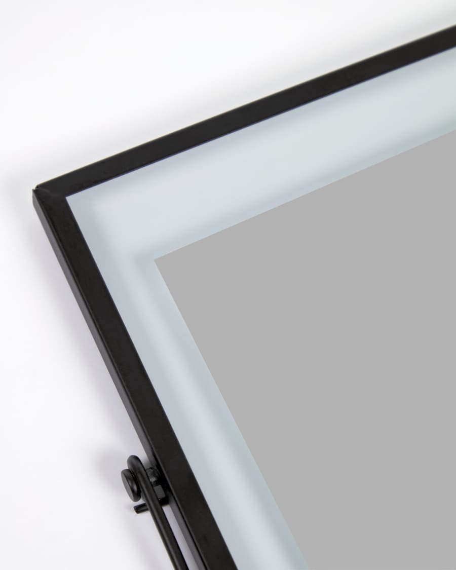 Large Zoraida photo frame in black metal 17,5 x 23 cm