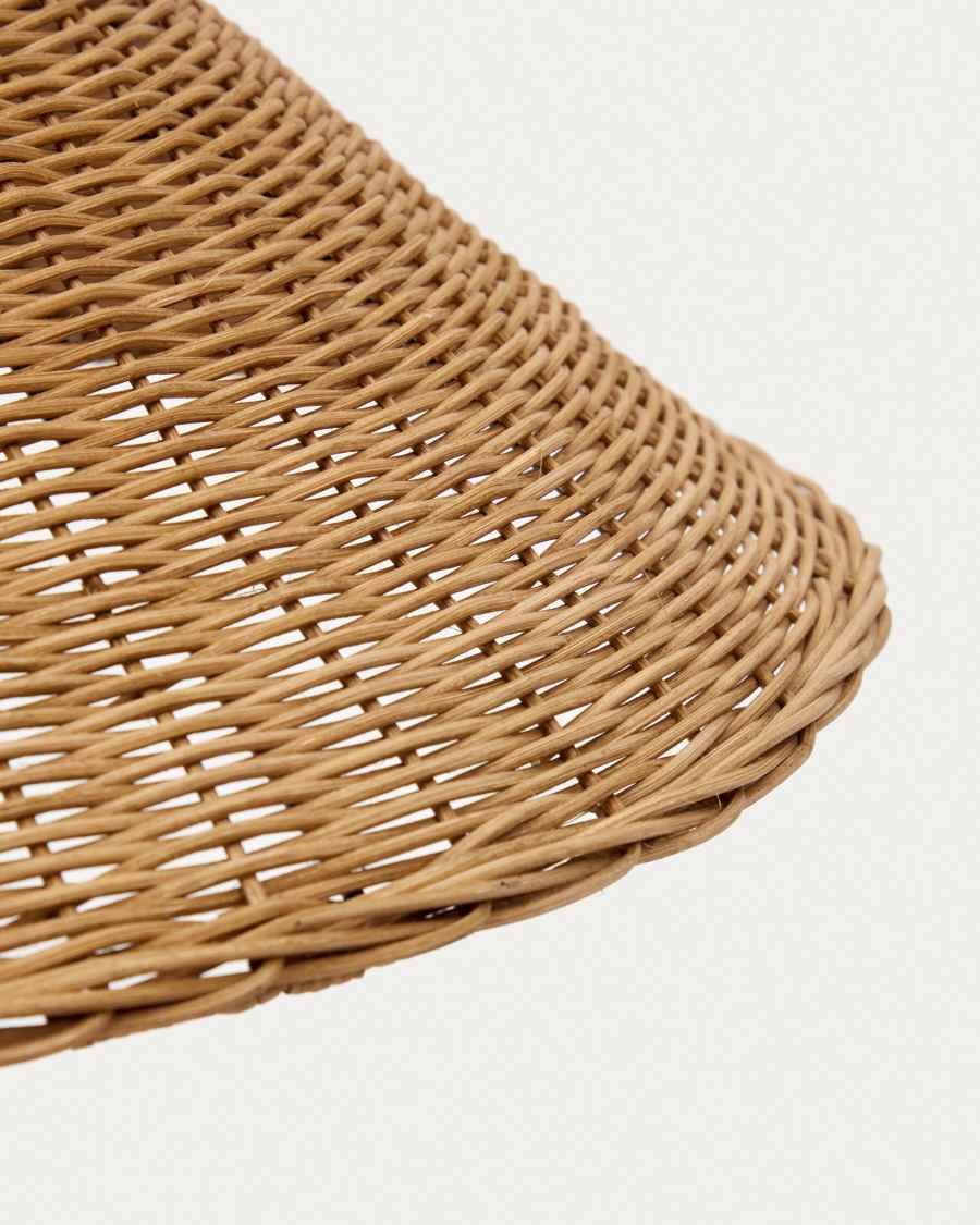 Lampadaire Urania en rotin et métal avec finition peinture noire