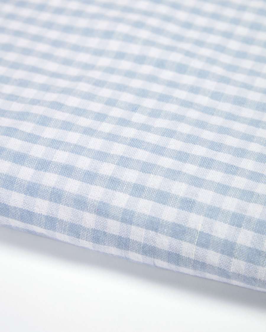 Goretti cotton and linen tablecloth with blue and white checks