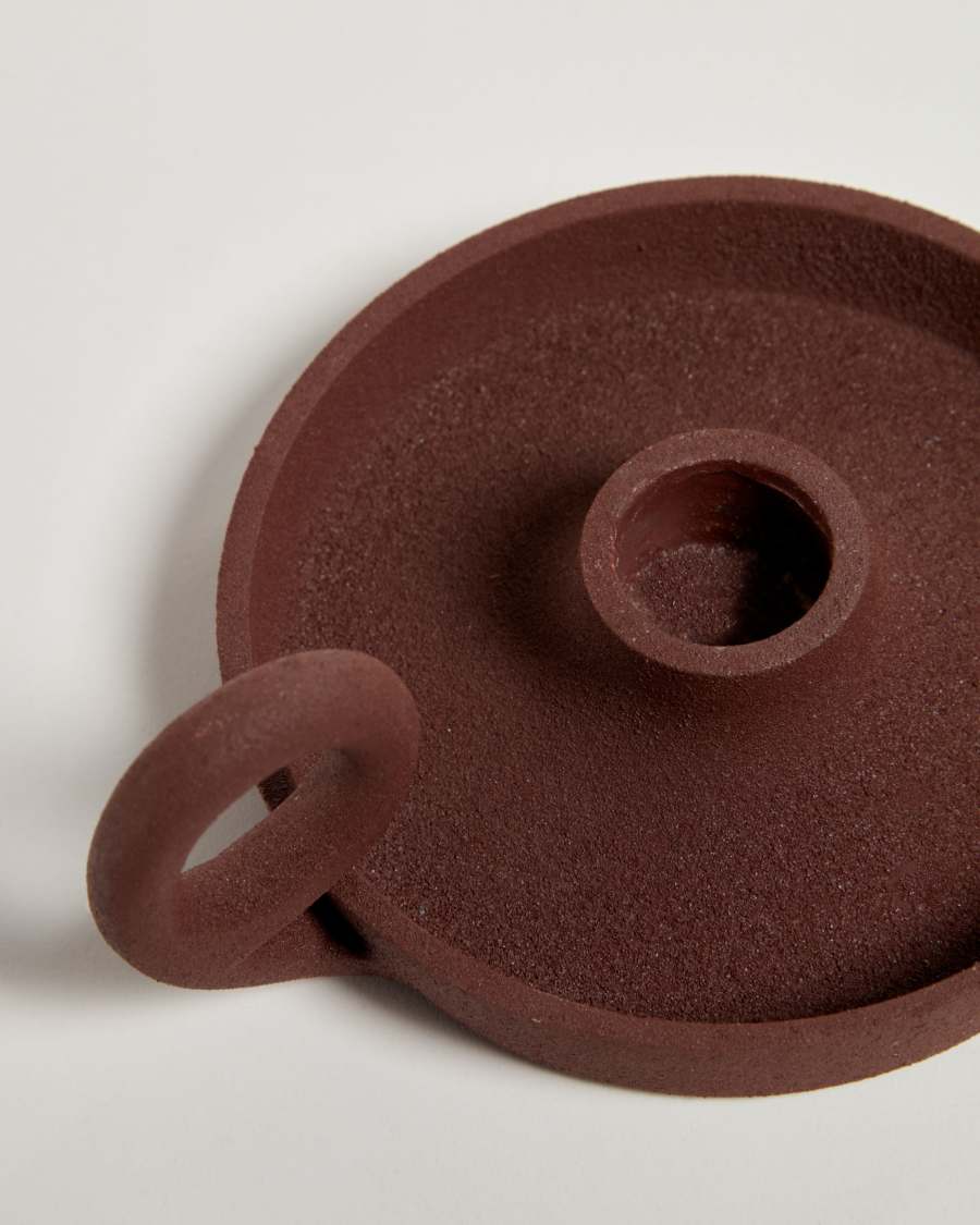 Zarela small metal candle holder in maroon