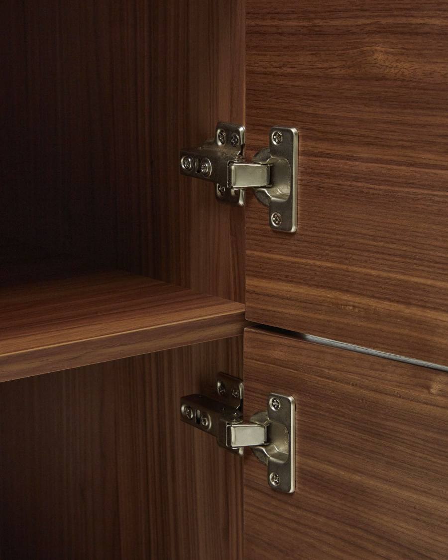 Vedrana Highboard 4 Türen aus Nussholzfurnier und Stahlbeine in Schwarz 97,5 x 160 cm