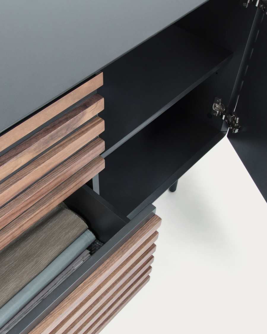 Kesia 2-deurs dressoir in notenhoutfineer met zwarte lak & zwart staal, 162 x 74 cm