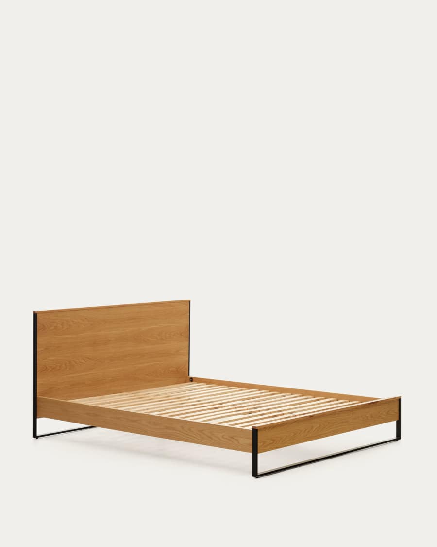 Taiana oak wood veneer bed with steel legs in a black finish, 160 x 200 cm