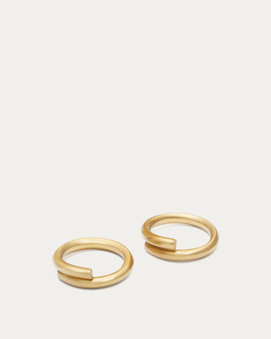 Sati set of two gold-finished stainless steel napkin rings