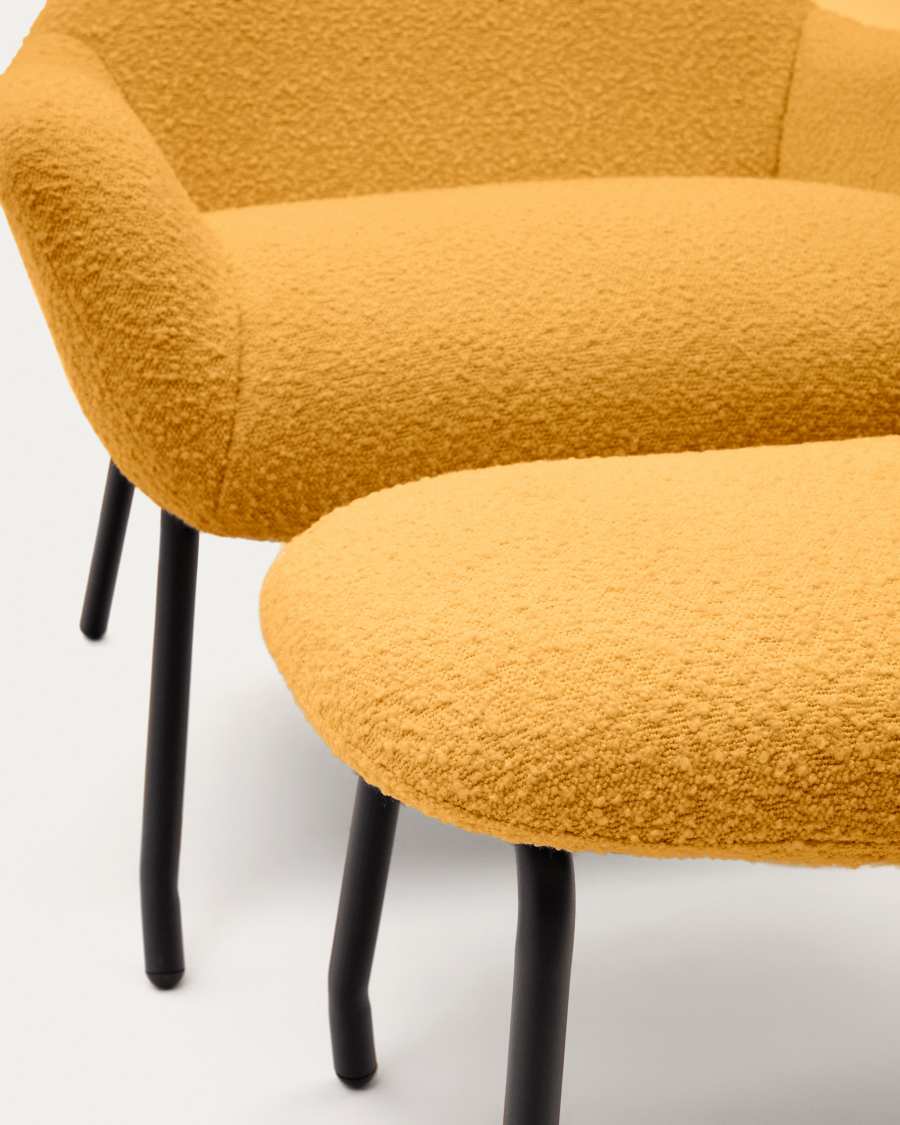 Belina Sessel mit Fußablage aus Bouclé in Senfgelb und Stahl in schwarz